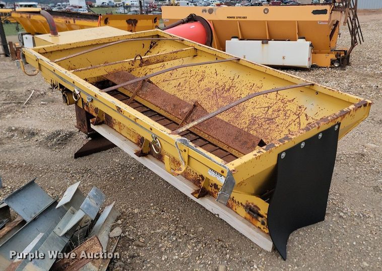 image for item NZ9773 Flink LMC6A spreader