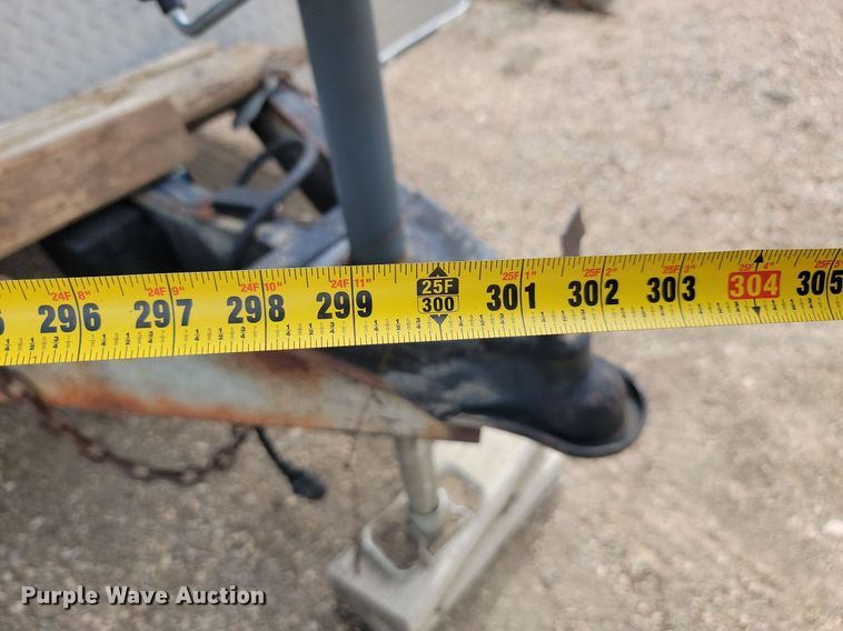 image for item NZ9777 1996 Hallmark enclosed cargo trailer