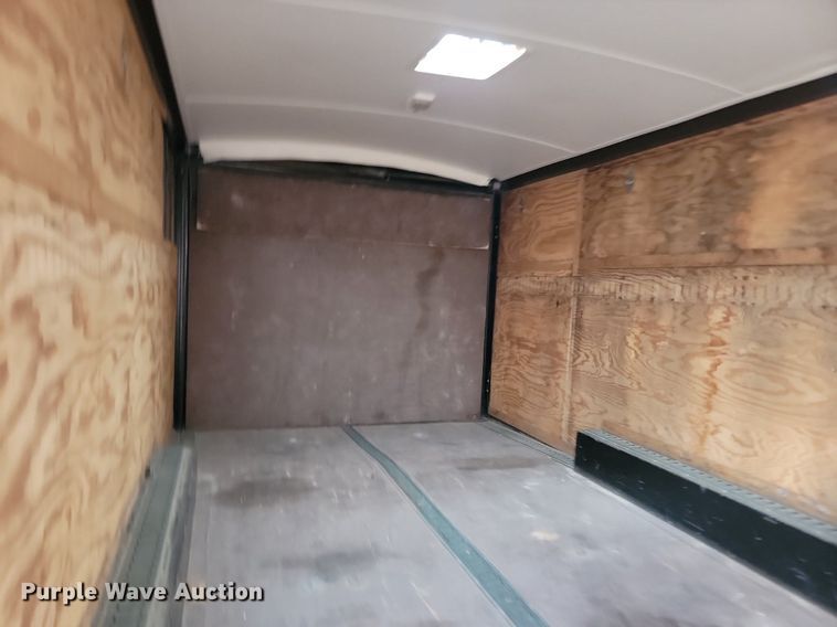 image for item NZ9777 1996 Hallmark enclosed cargo trailer