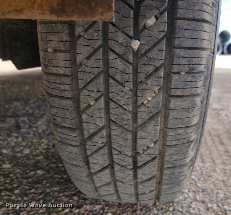 image for item NZ9777 1996 Hallmark enclosed cargo trailer