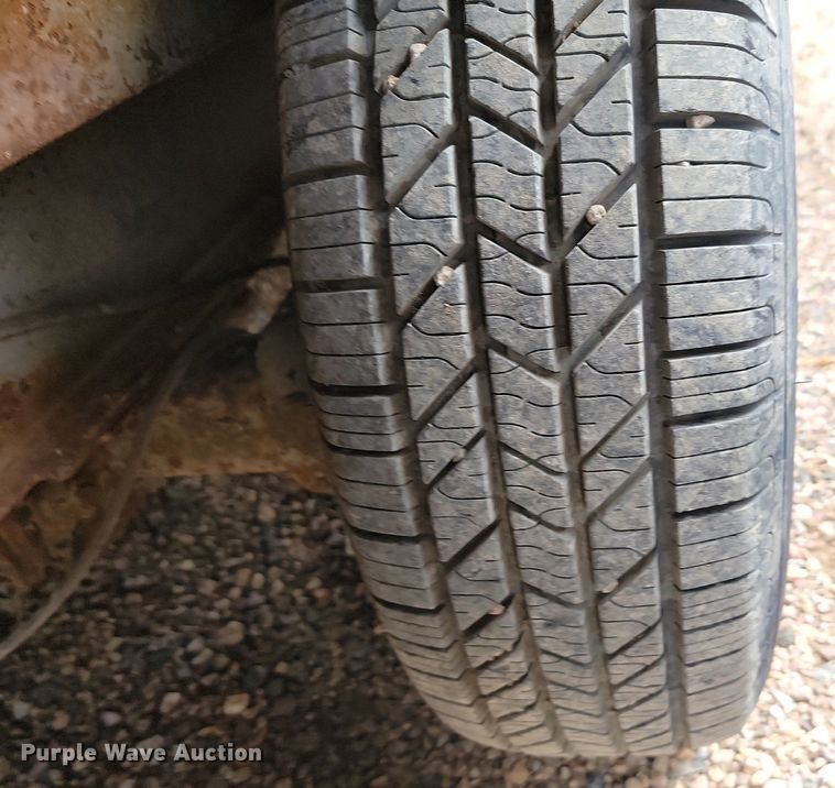 image for item NZ9777 1996 Hallmark enclosed cargo trailer