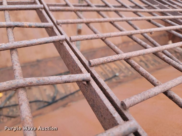 image for item NZ9797 Swenson spreader