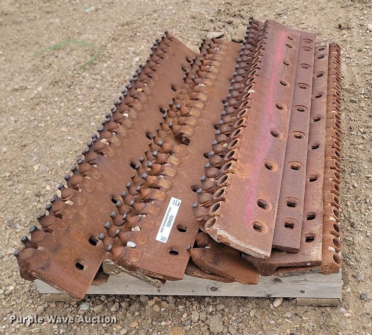 image for item NZ9800 (13) moldboard cutting edges