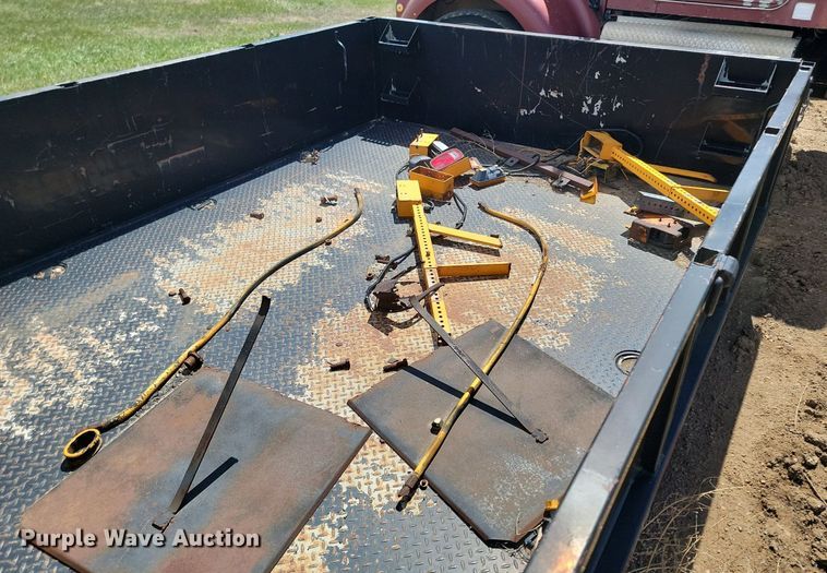 image for item NZ9806 Knapheide  PVMXT-127C flatbed