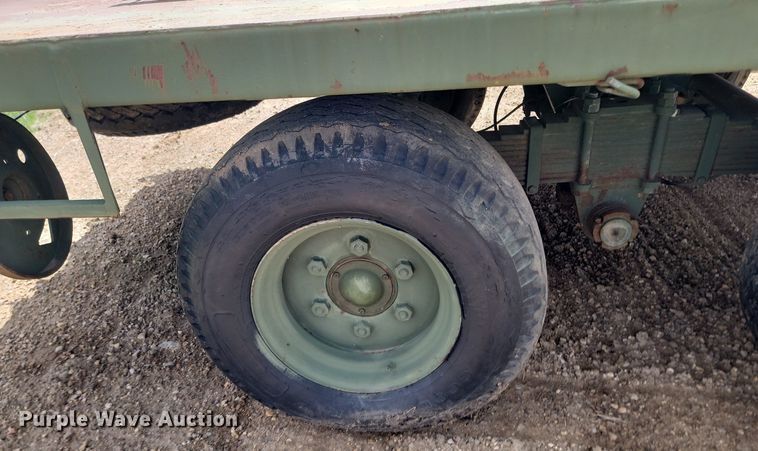 image for item NZ9807 1991 D&S Mfg. CO M1061A1 equipment trailer