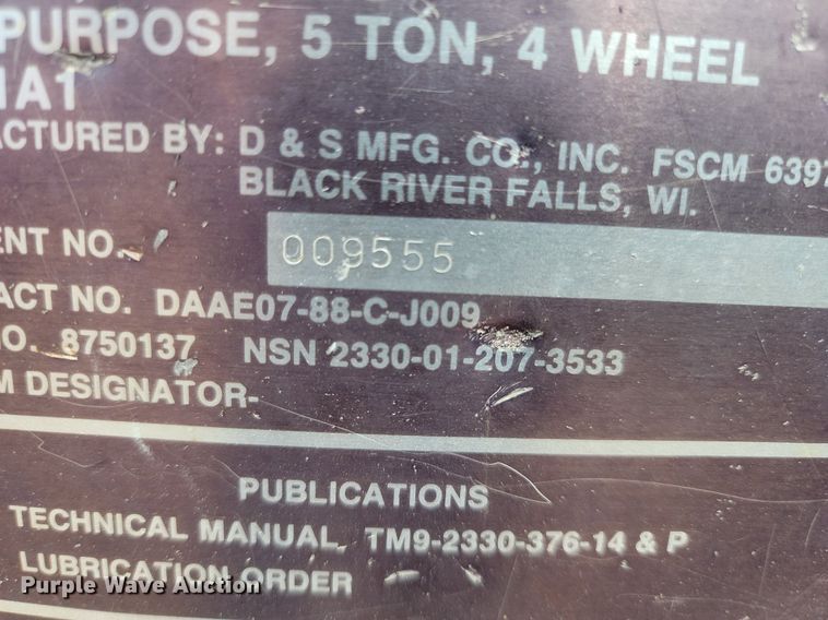 image for item NZ9807 1991 D&S Mfg. CO M1061A1 equipment trailer