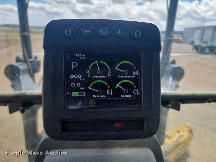 image for item NZ9810 2013 John Deere 772GP motor grader