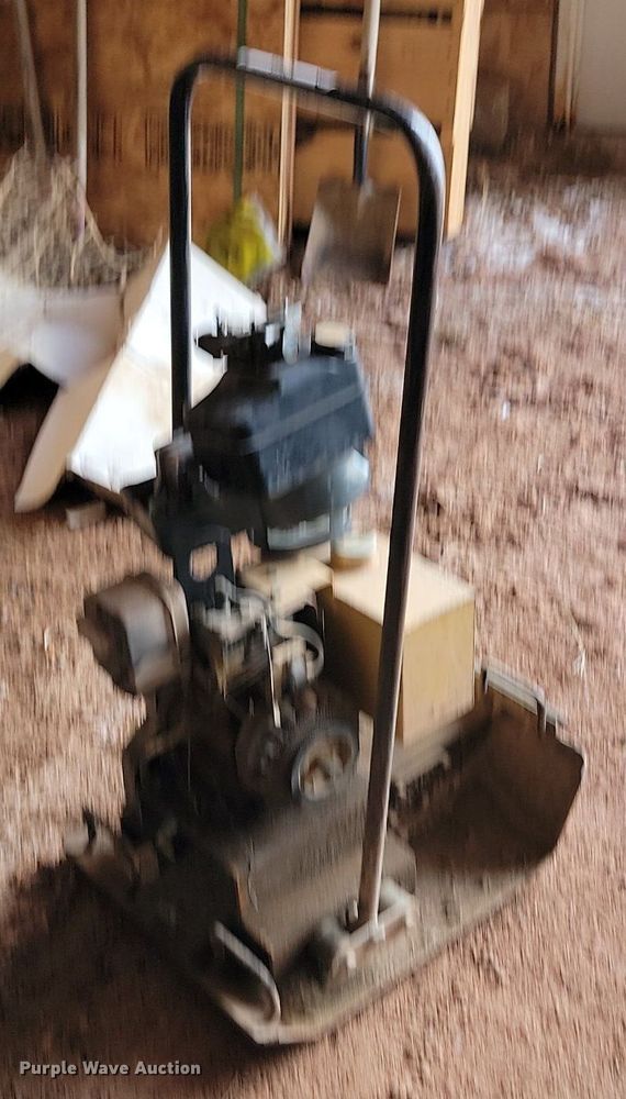 image for item NZ9815 Stone plate compactor