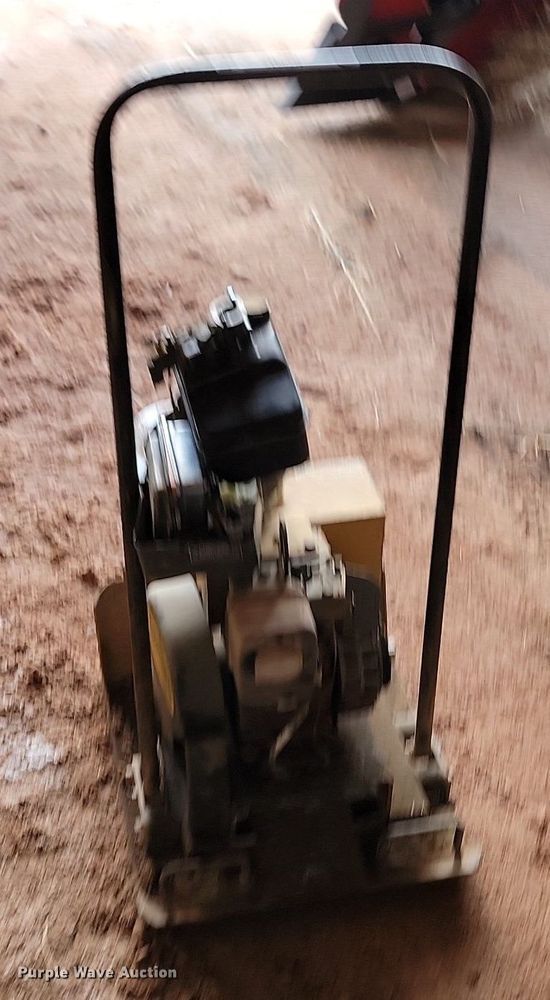 image for item NZ9815 Stone plate compactor