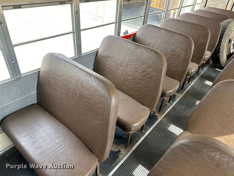 image for item OA9642 1996 Blue Bird school bus