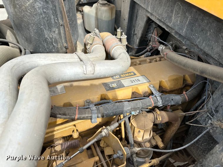 image for item OA9642 1996 Blue Bird school bus