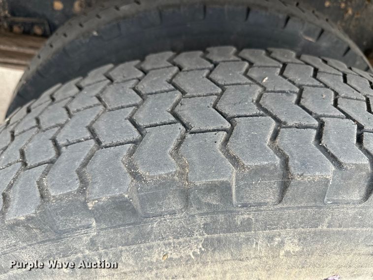 image for item OA9642 1996 Blue Bird school bus