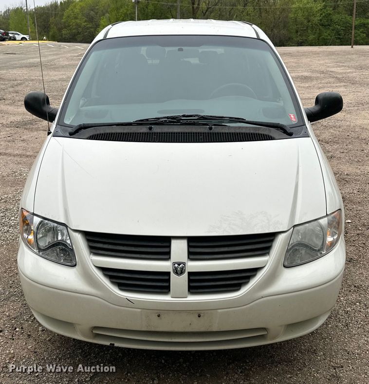 image for item OE9143 2005 Dodge Grand Caravan van
