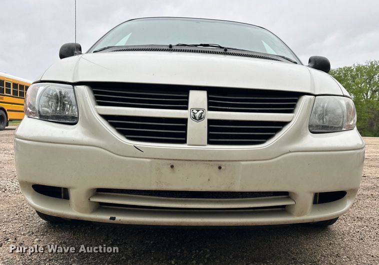 image for item OE9143 2005 Dodge Grand Caravan van