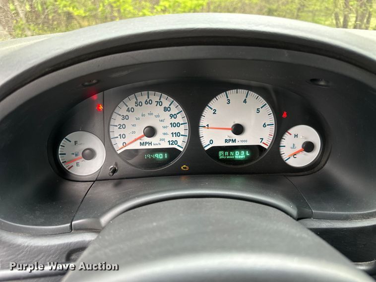 image for item OE9143 2005 Dodge Grand Caravan van