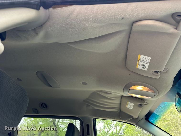 image for item OE9143 2005 Dodge Grand Caravan van