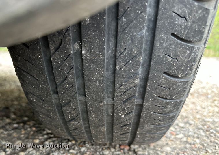 image for item OE9143 2005 Dodge Grand Caravan van