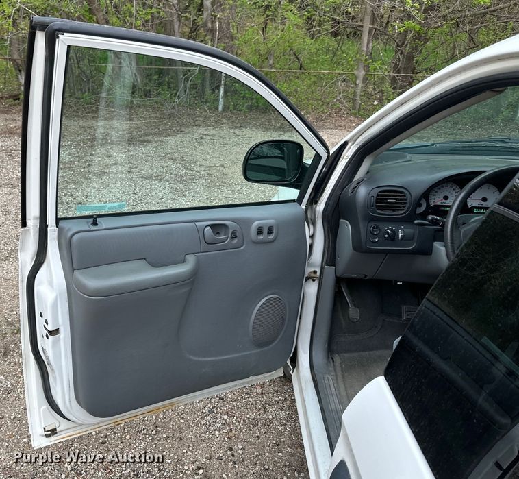 image for item OE9144 2005 Dodge Grand Caravan  van