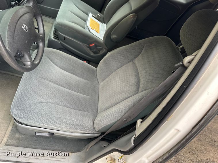 image for item OE9144 2005 Dodge Grand Caravan  van