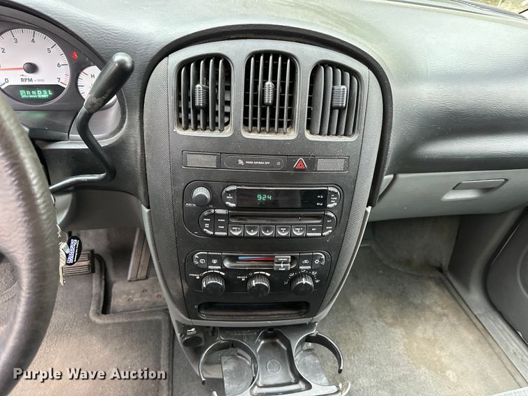 image for item OE9144 2005 Dodge Grand Caravan  van