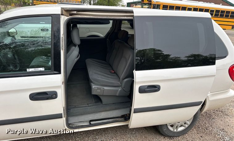 image for item OE9144 2005 Dodge Grand Caravan  van