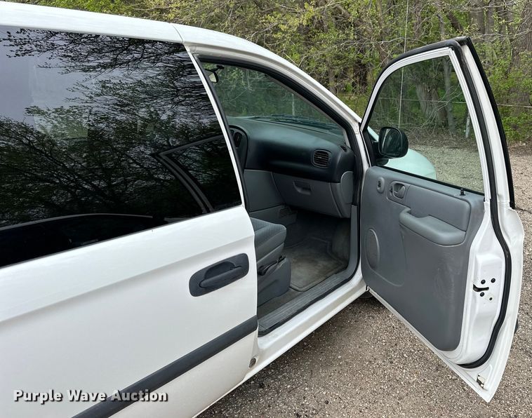 image for item OE9144 2005 Dodge Grand Caravan  van