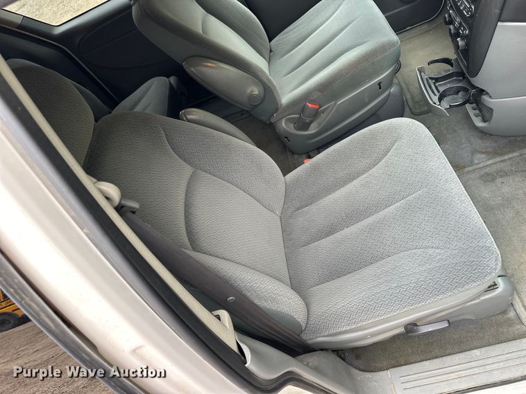 image for item OE9144 2005 Dodge Grand Caravan  van