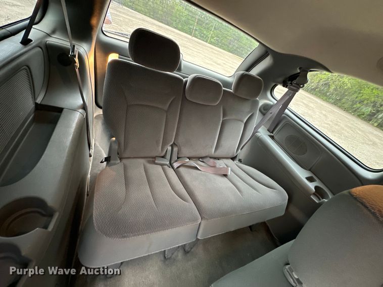 image for item OE9144 2005 Dodge Grand Caravan  van