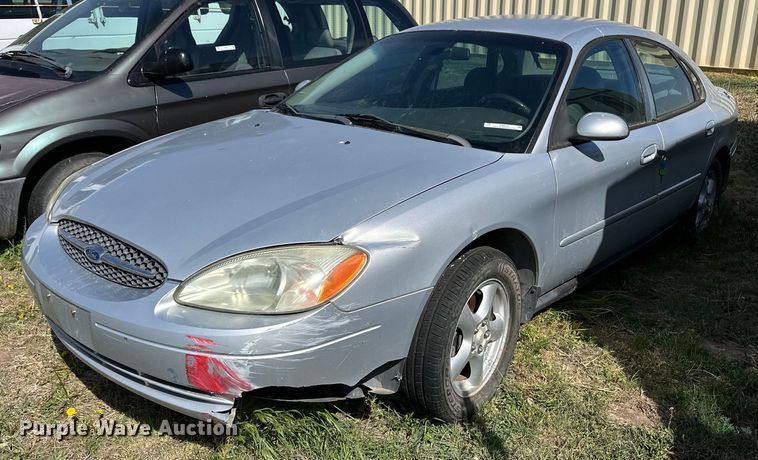 image for item OI9032 2002 Ford Taurus SE 