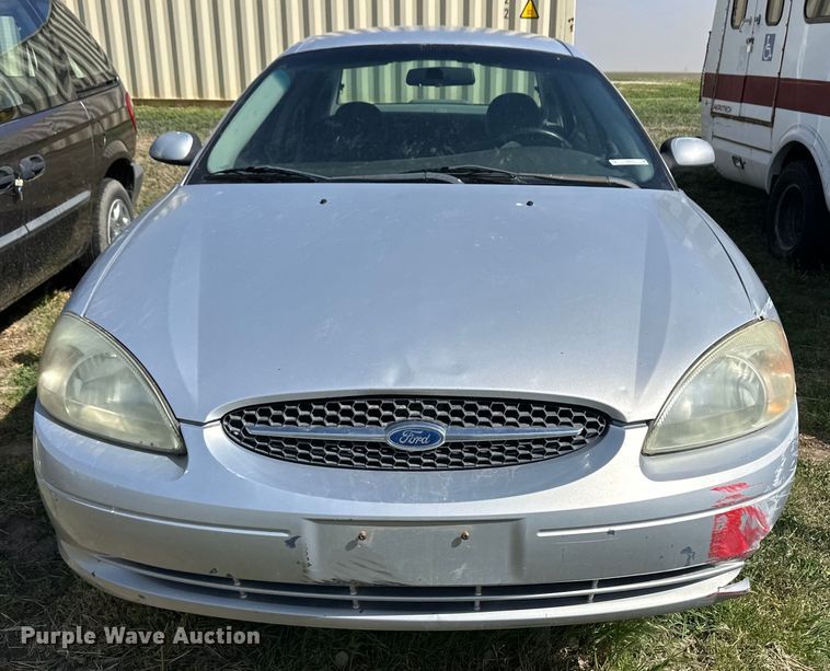 image for item OI9032 2002 Ford Taurus SE 