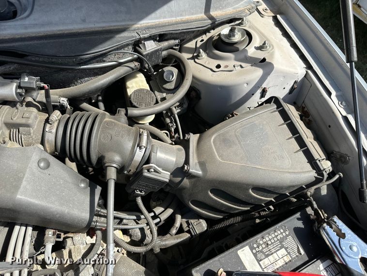 image for item OI9032 2002 Ford Taurus SE 