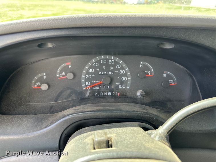 image for item OI9033 1999 Eldorado Ford Econoline E450 shuttle bus