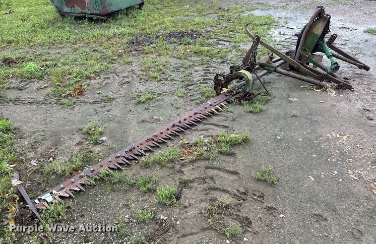 image for item OM9310 John Deere sickle mower
