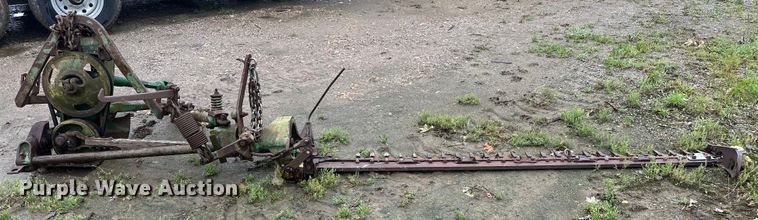 image for item OM9310 John Deere sickle mower