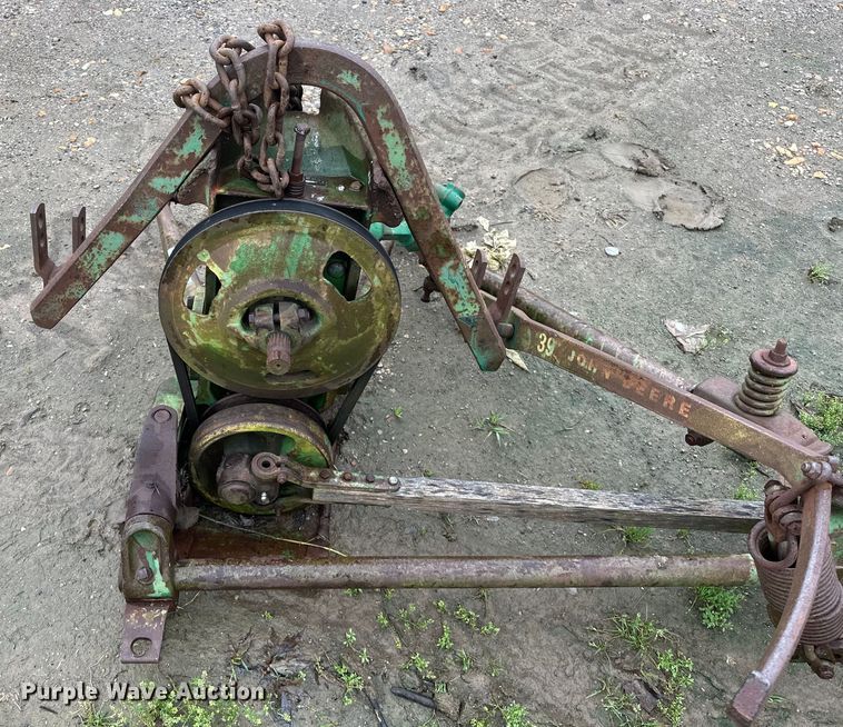 image for item OM9310 John Deere sickle mower