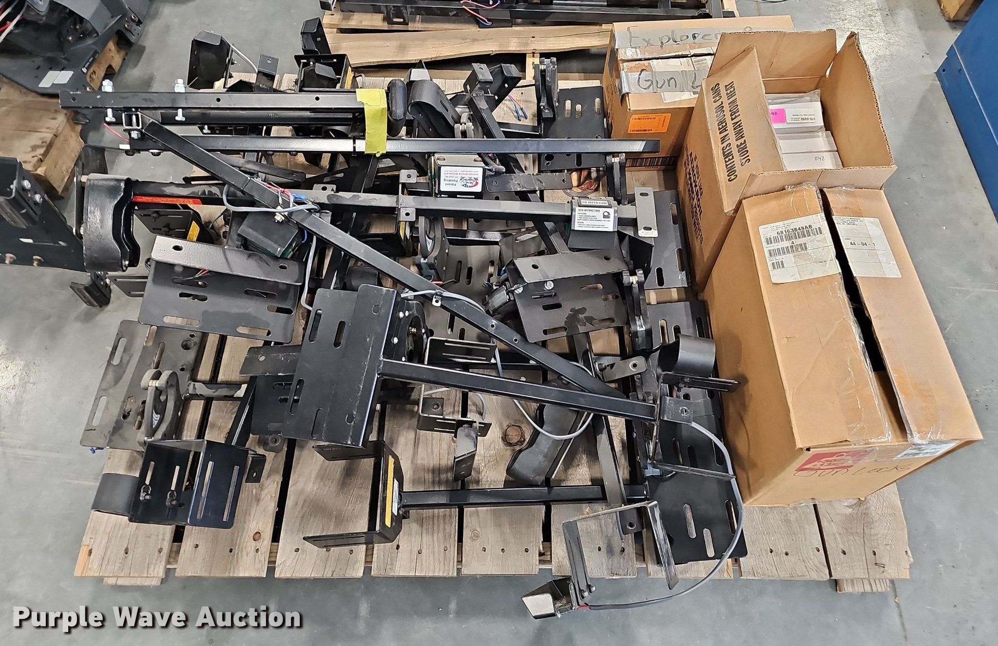 Automotive parts in Lincoln, NE Item IO9919 for sale Purple Wave