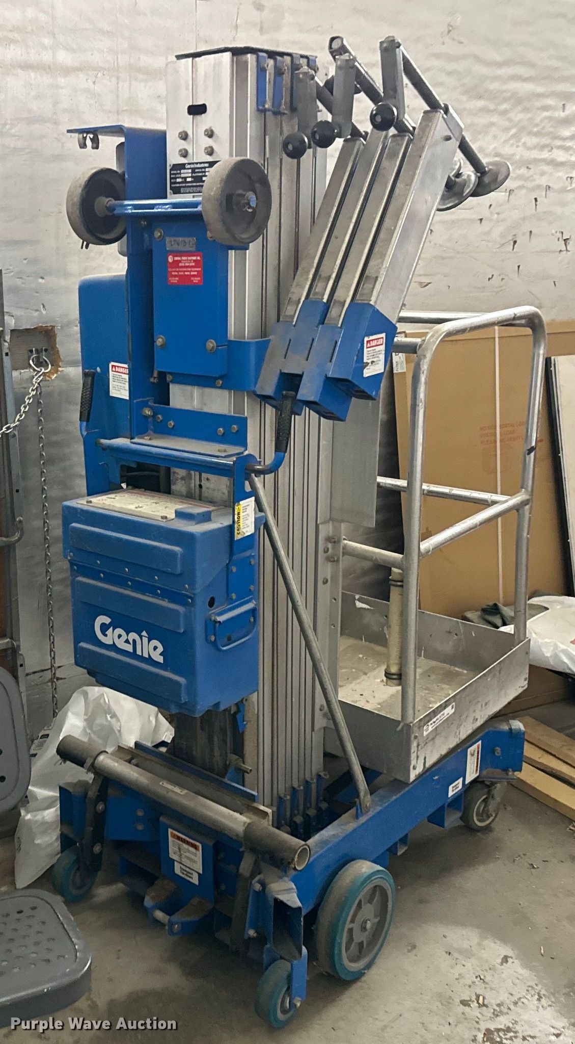 Genie AWP24 vertical lift in Newton, KS Item NL9759 for sale