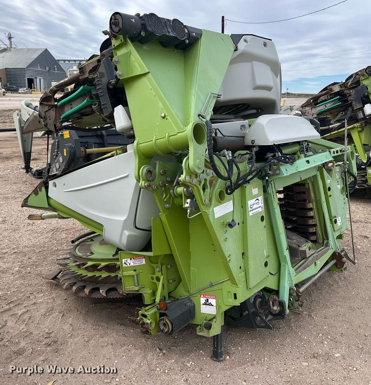 image for item DG4257 2015 Claas Orbis 750 rotary forage head