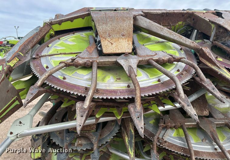 image for item DG4257 2015 Claas Orbis 750 rotary forage head