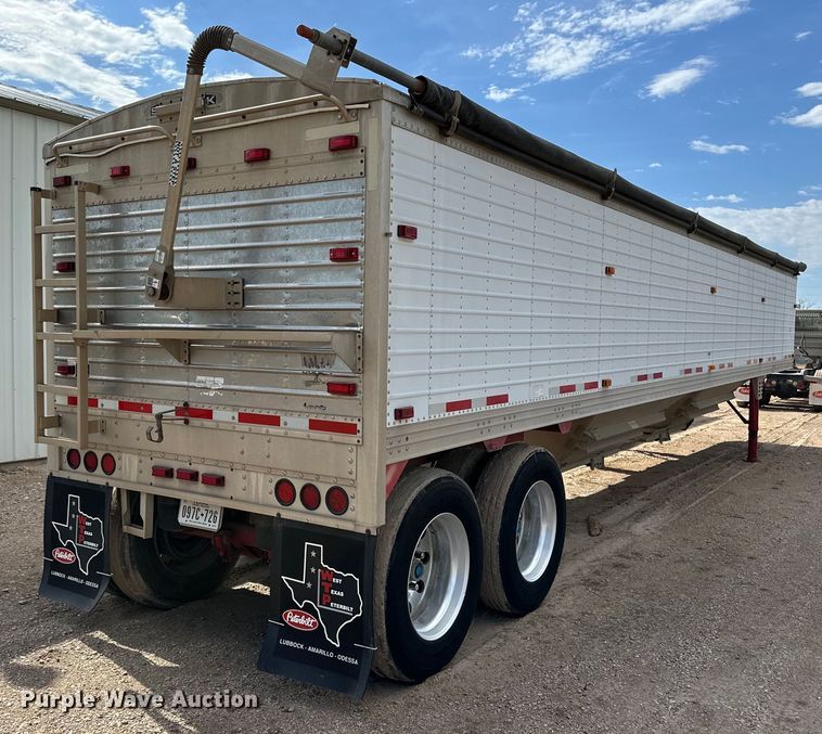 image for item DG4402 1997 Tempte grain trailer