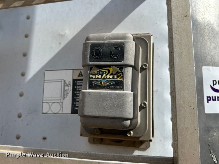 image for item DG4402 1997 Tempte grain trailer