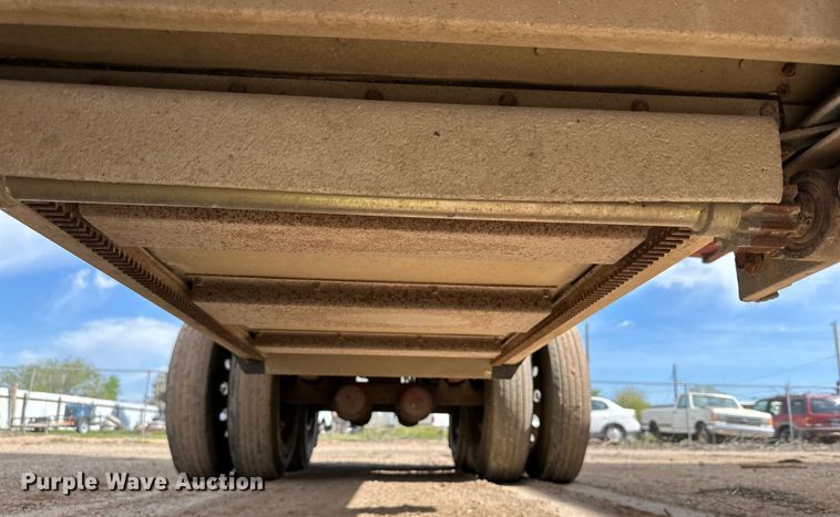 image for item DG4402 1997 Tempte grain trailer