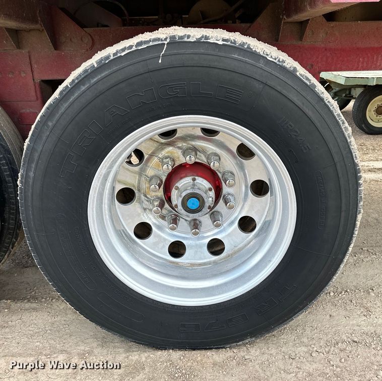 image for item DG4402 1997 Tempte grain trailer