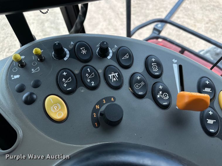 image for item DG4405 2012 Case IH 8230 AFS combine