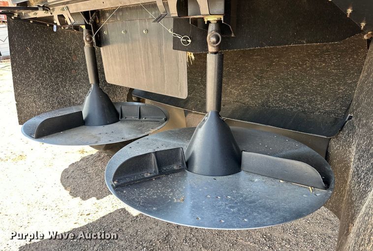 image for item DG4406 2013 Case IH 7130 AFS combine