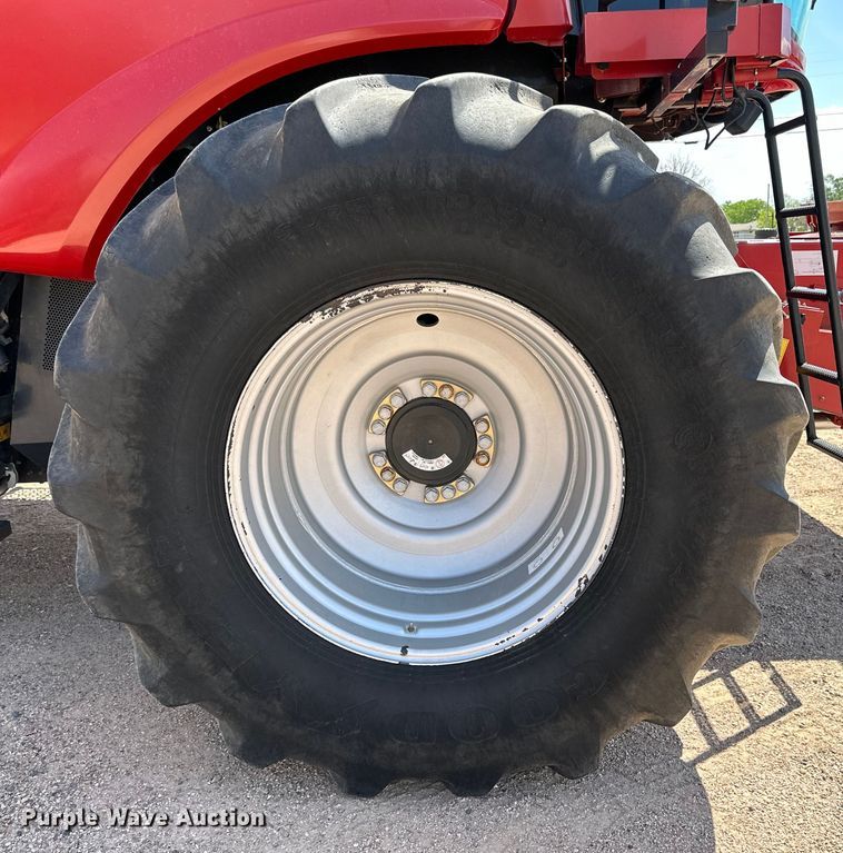 image for item DG4406 2013 Case IH 7130 AFS combine