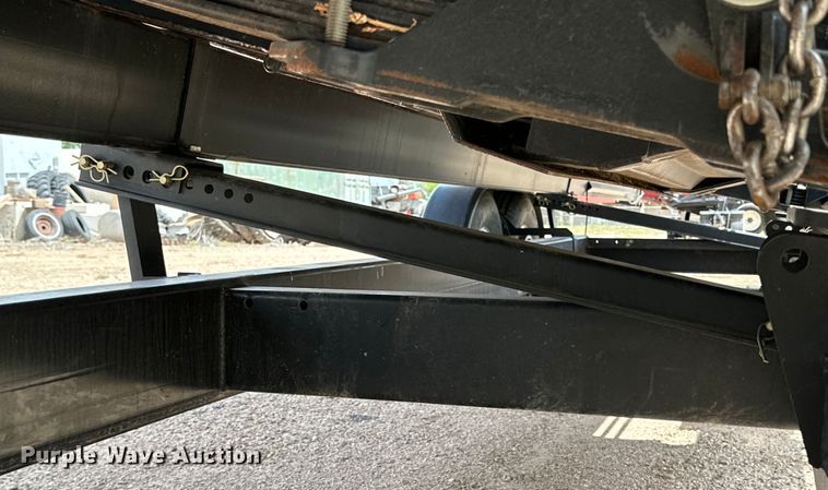 image for item DG4407 2013 J&M TB-6000 header trailer