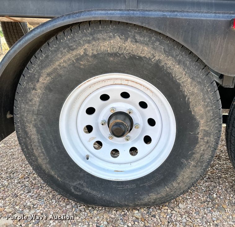 image for item DG4407 2013 J&M TB-6000 header trailer