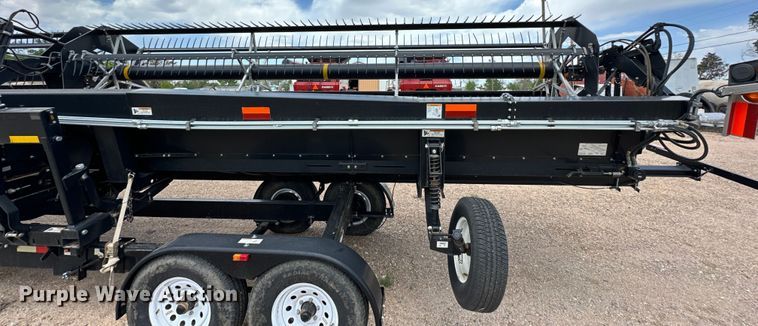 image for item DG4408 Honey Bee SP40 K08 flex draper head