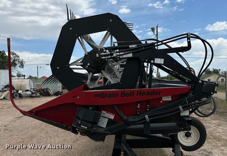 image for item DG4408 Honey Bee SP40 K08 flex draper head